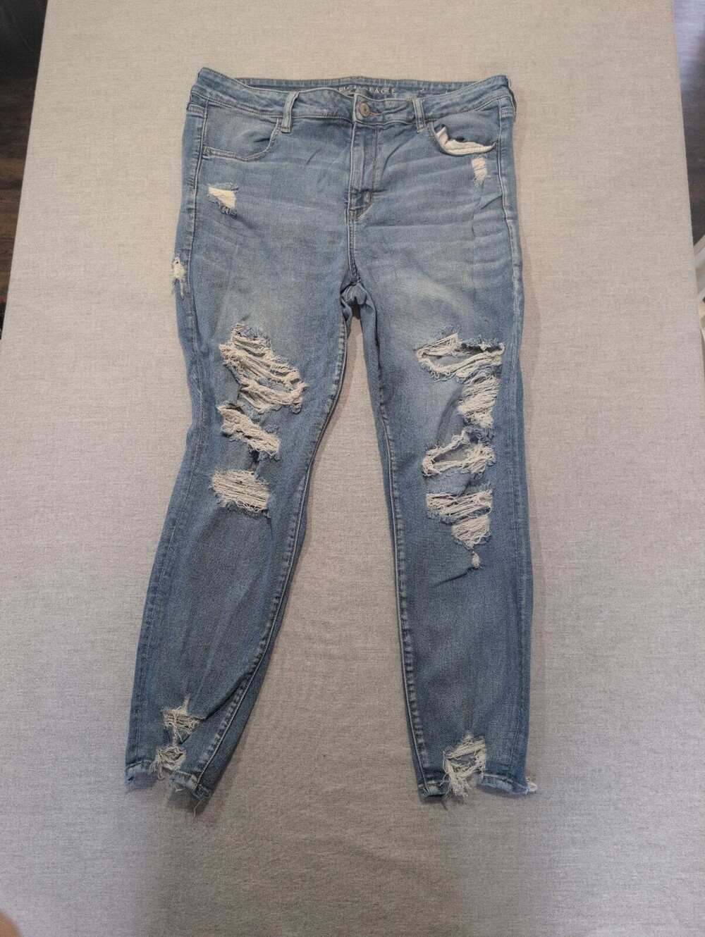 American Eagle Next Level Stretch high-rise jegging distressed jeans